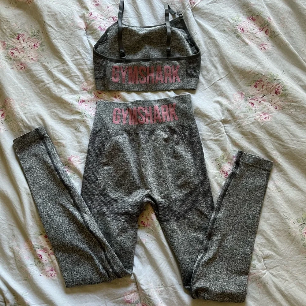 Gymshark flex set - Picture 2 of 3